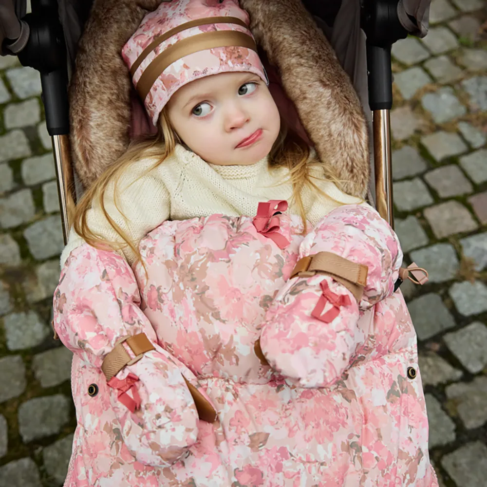 Elodie Kørepose River Rose