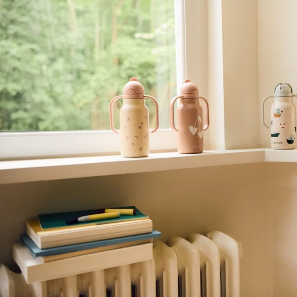 Liewood Kimmie vandflaske 250 ml – Mini Butterfly / Apple Blossom