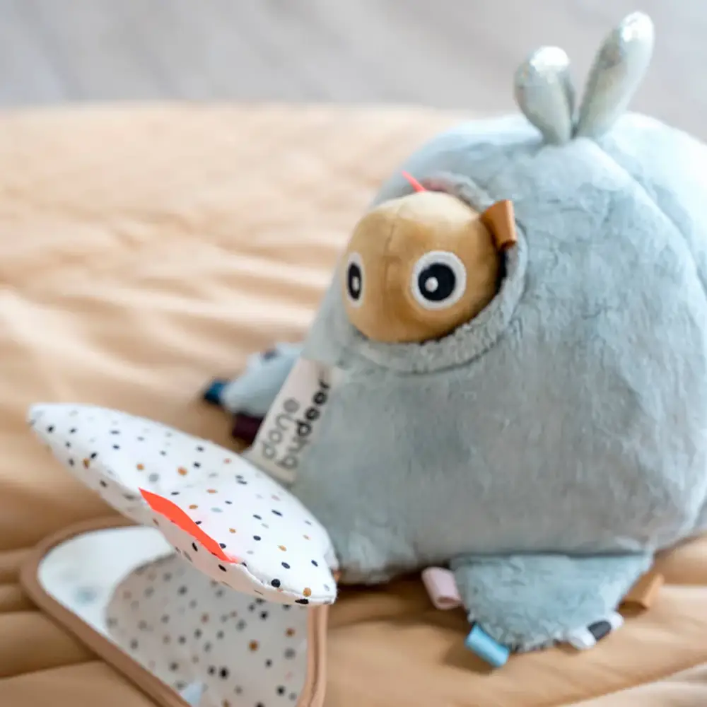 Done by Deer Gemmeleg aktivitetslegetøj Wally Blå