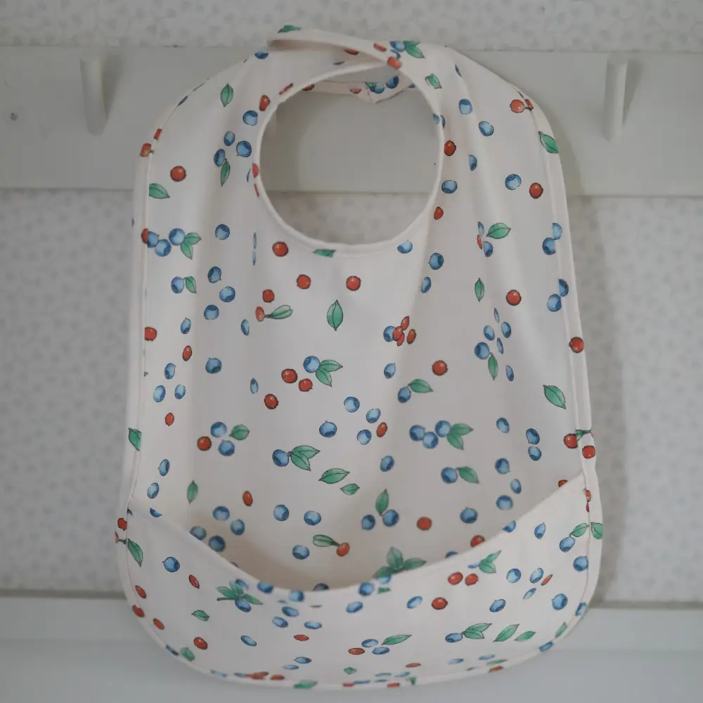 Rätt Start Beskow Putte i Blåbärsskogen hagesmæk