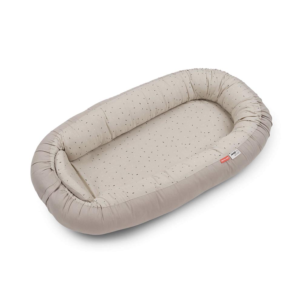 Done by Deer Hyggelig babynest Confetti Sand