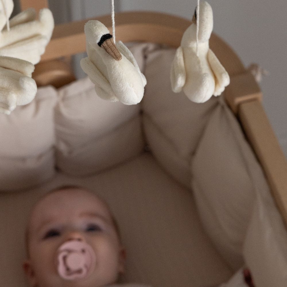 Sebra babymobil med svaner