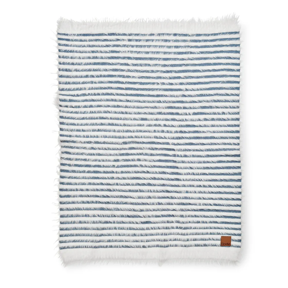 Elodie Furry Knit Tæppe Berry Blue