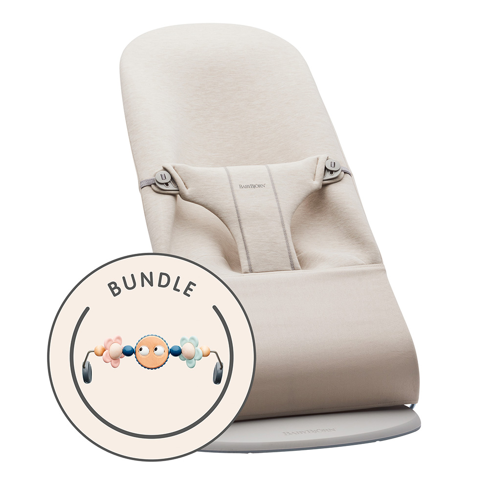Babybjörn babysitter Lys Beige, Jersey med kravlegård pastel