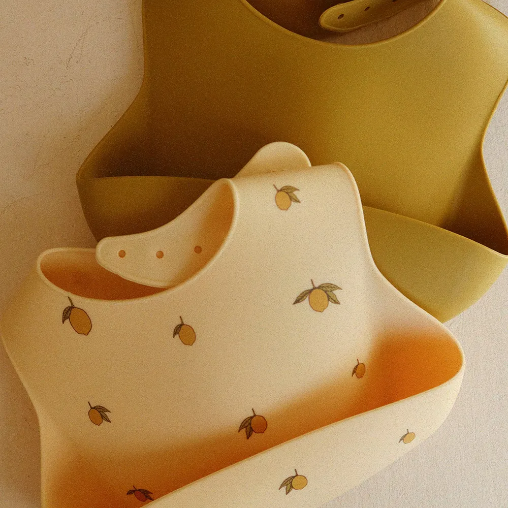 Konges Sløjd Silikone Hagesmække 2-pak Lemon/Almond