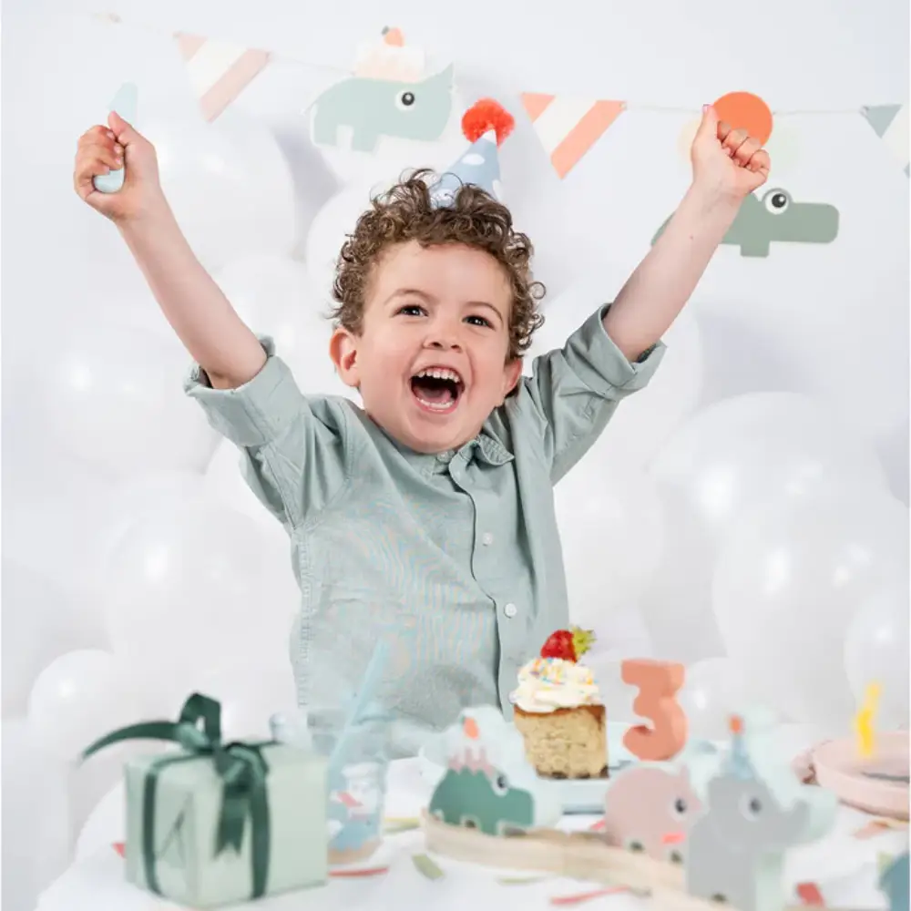 Done by Deer Garland Celebration Farvemix