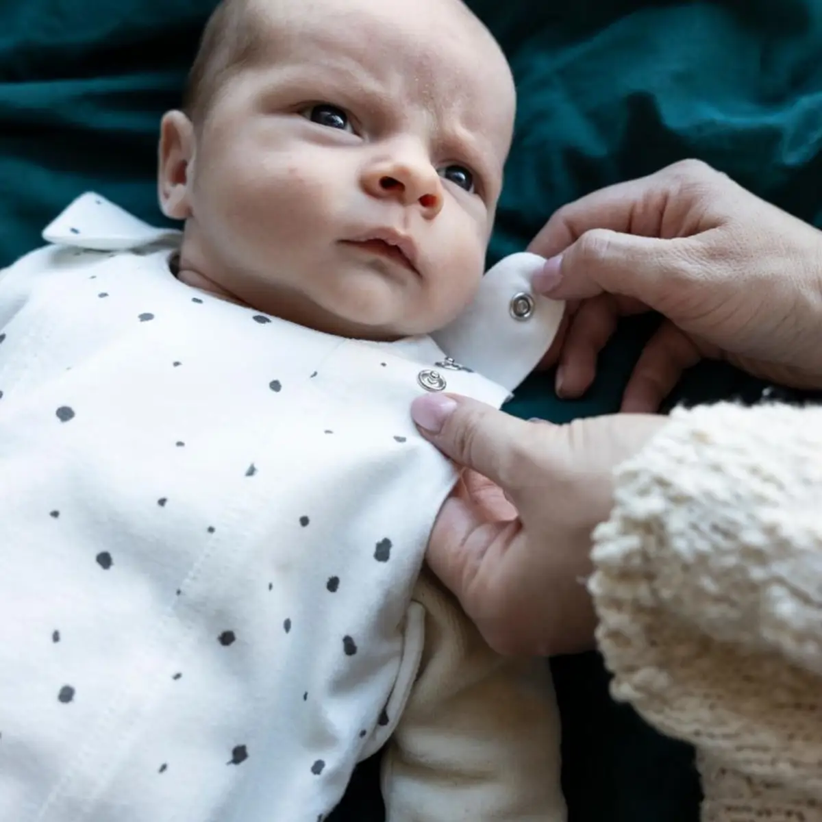Najell-sovepose – Dot White / 0-6 måneder