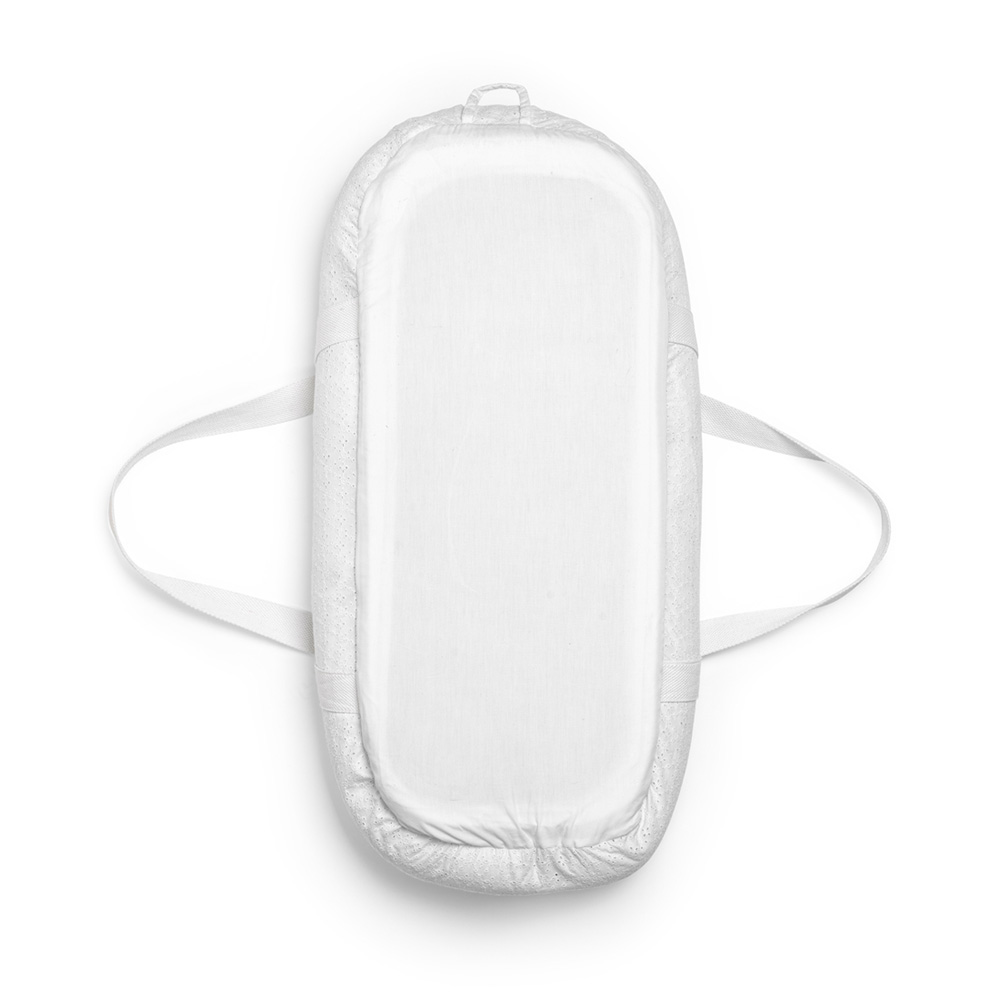 Elodie Baby Nest- Embroidery Anglaise