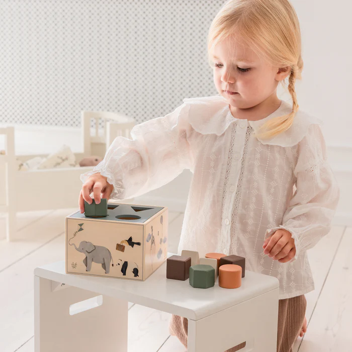 Sebra sorteringskasse i træ, World of Sebra