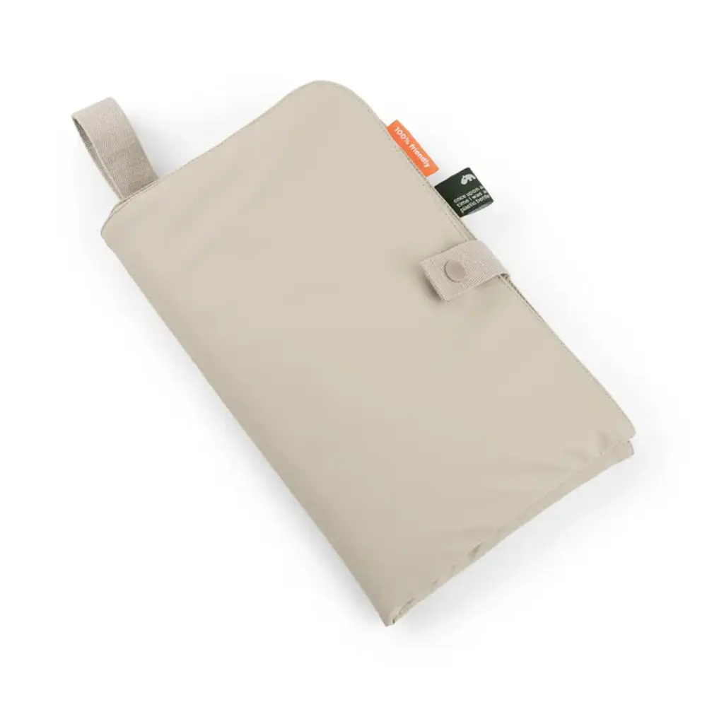 Done by Deer Bærbar Puslemåtte Sand