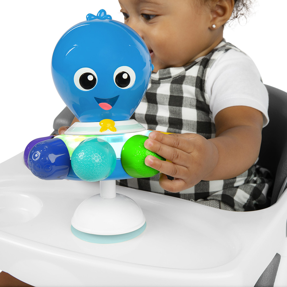 Baby Einstein blæksprutte, der gløder og snurrer