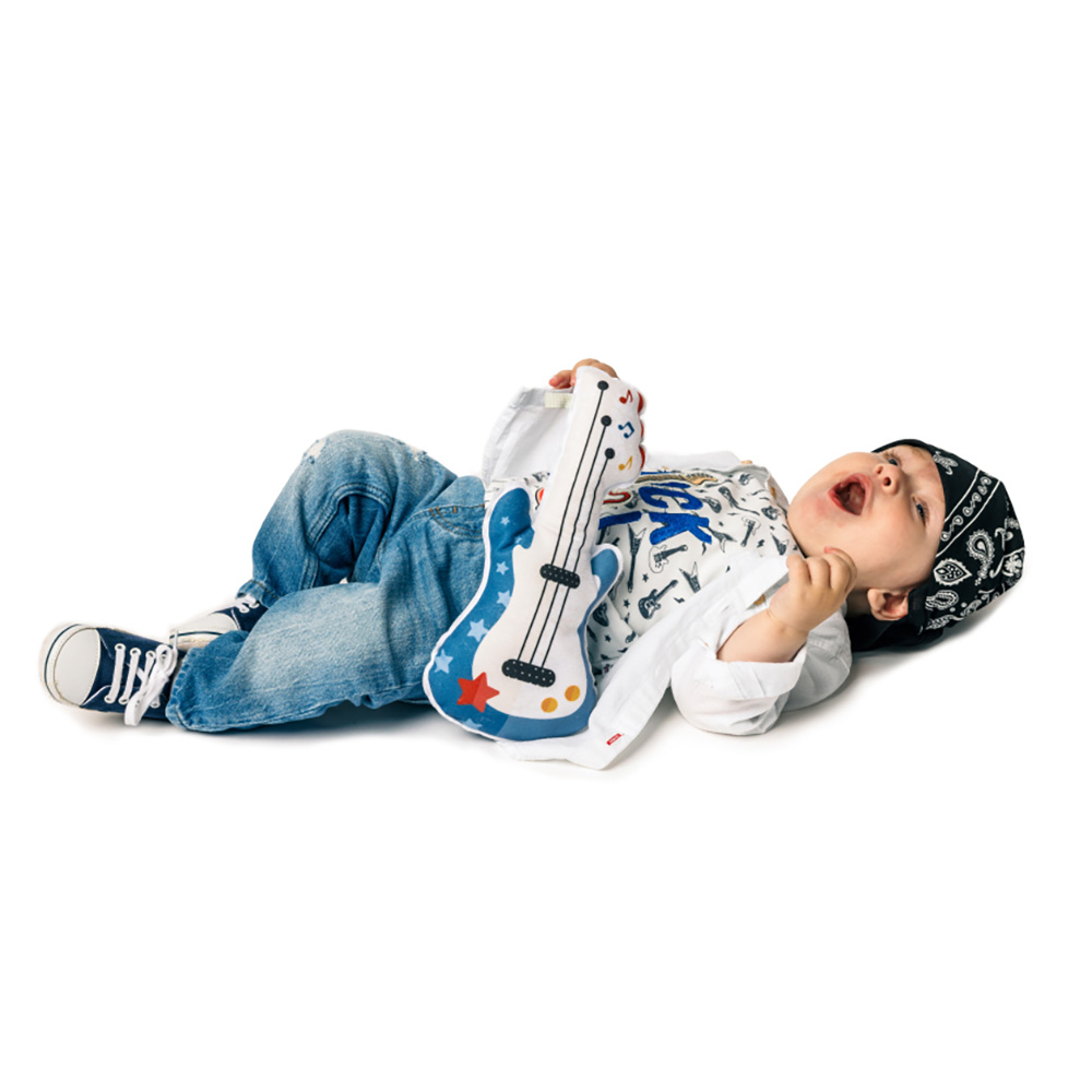 Tiny Love musikguitar