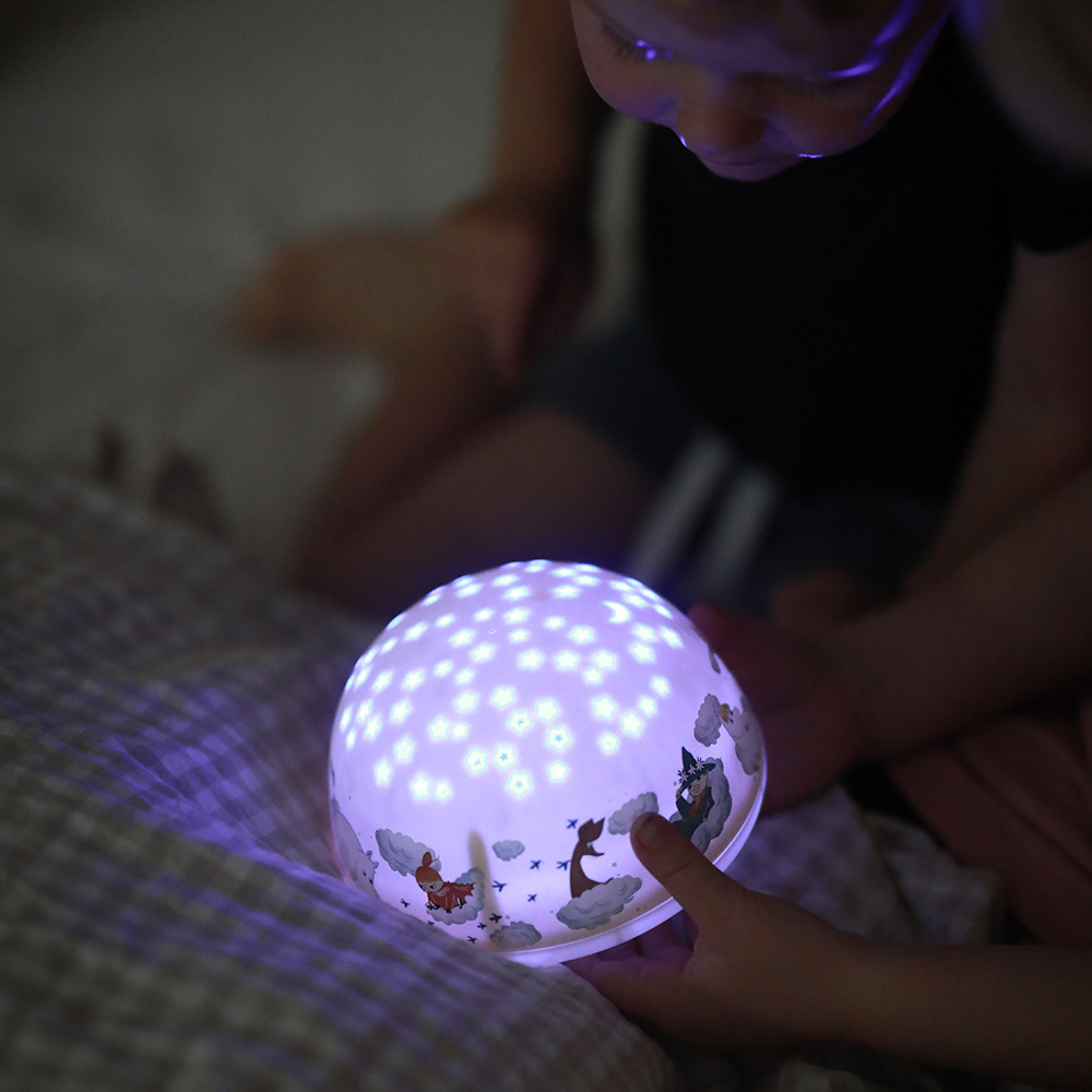 Rätt start Moomin, Natlampe med stjernehimmel og musik