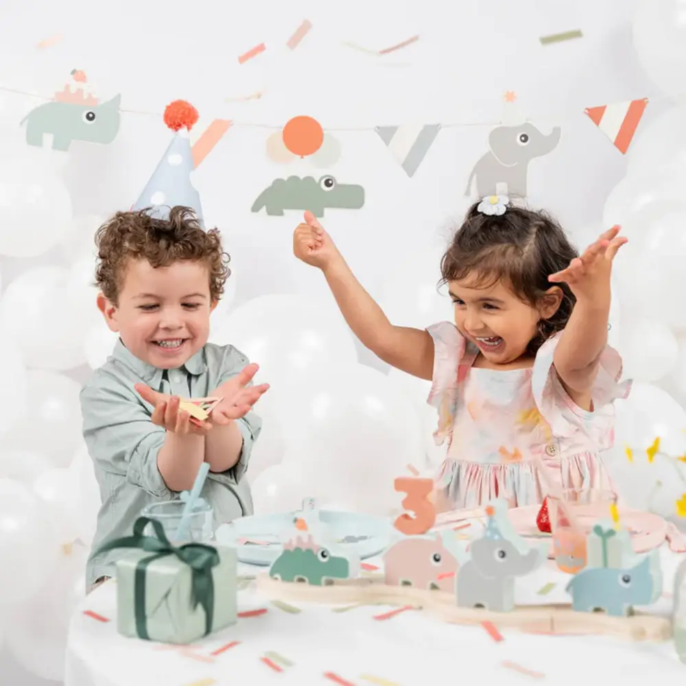 Done by Deer Garland Celebration Farvemix