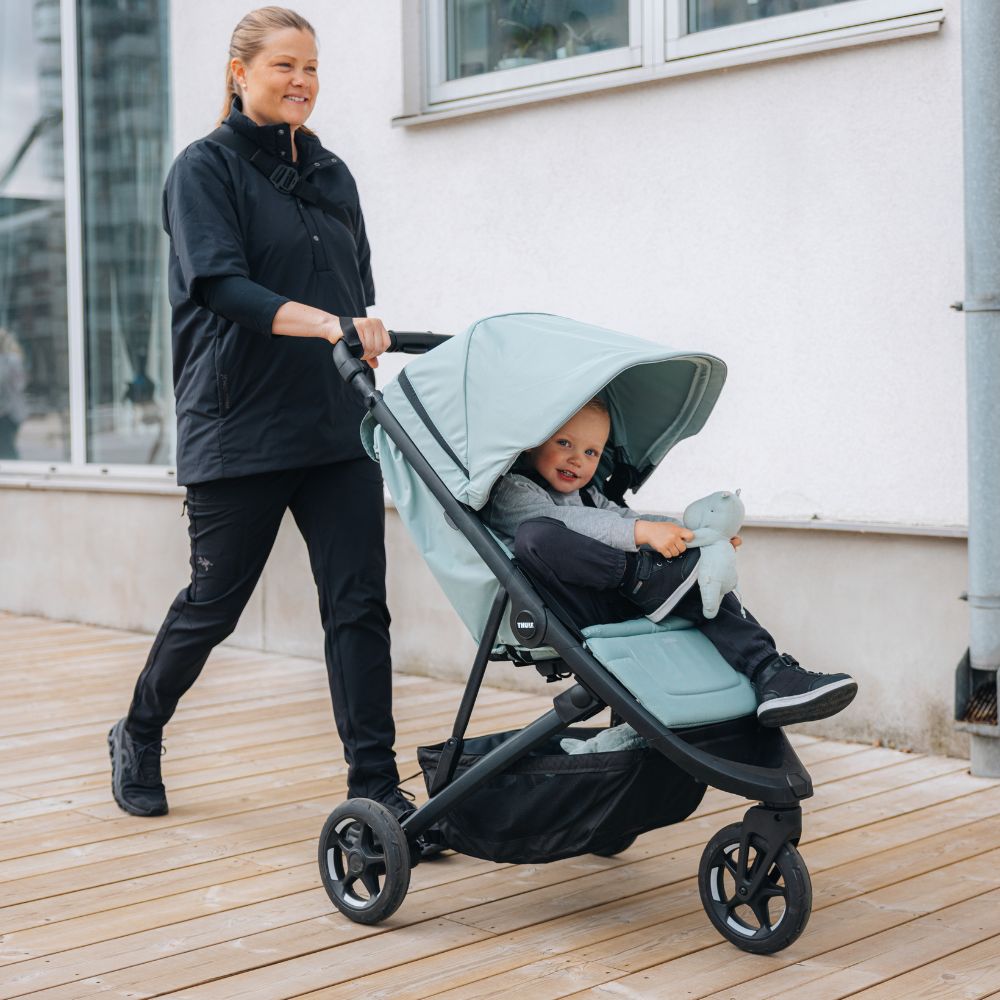 Thule Spring 2 klapvogn Mid Blue on Black