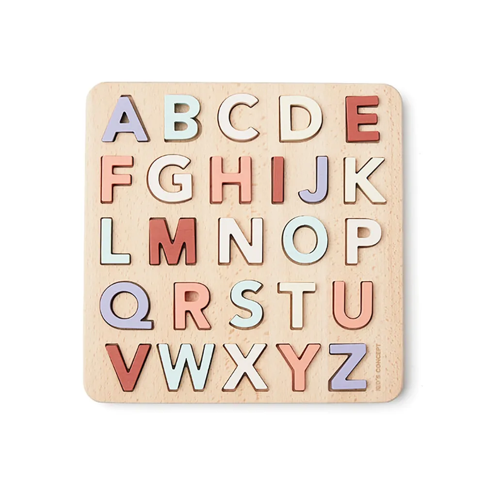 Konceptpuslespil for børn træ A-Z