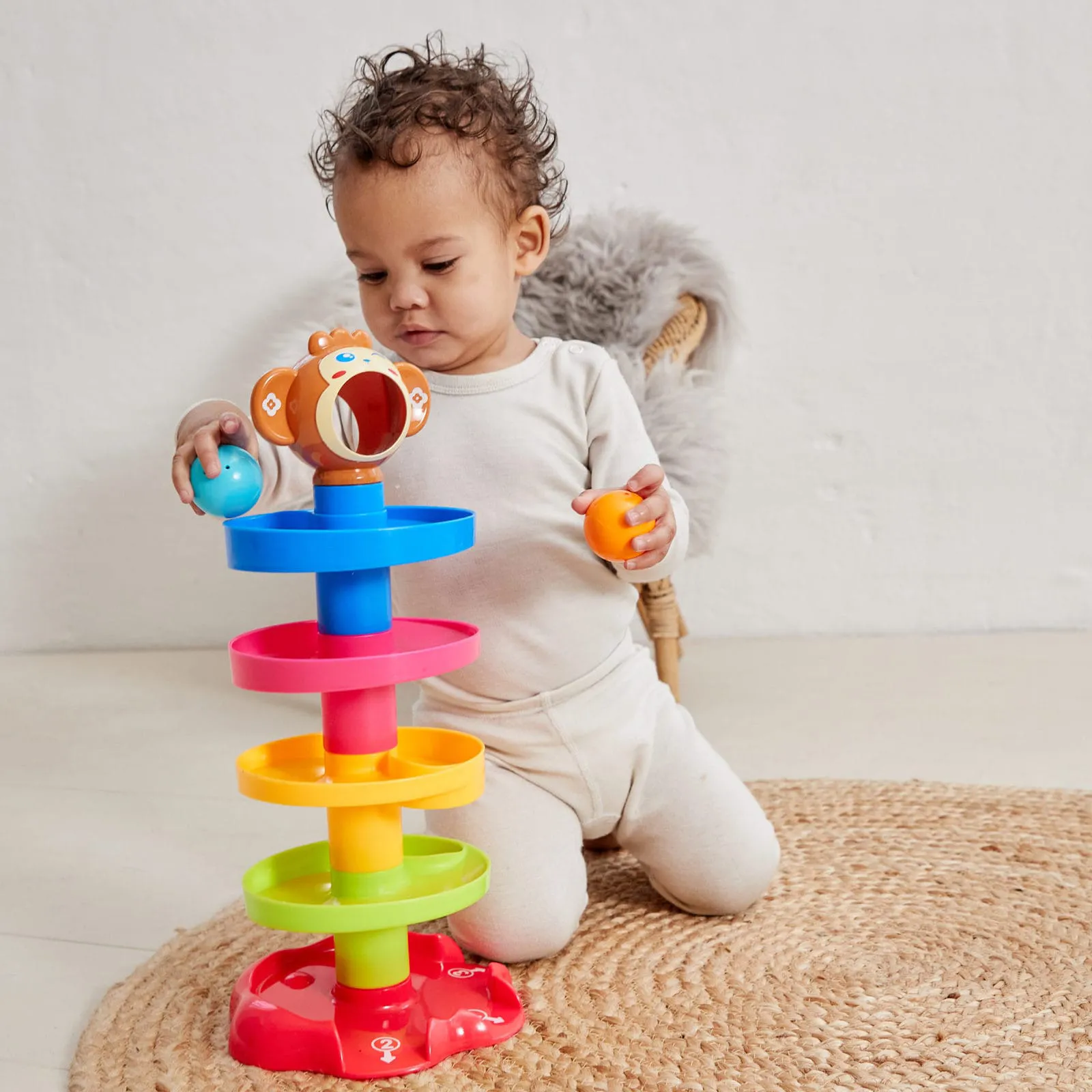 Scandinavian Baby  boldtårn