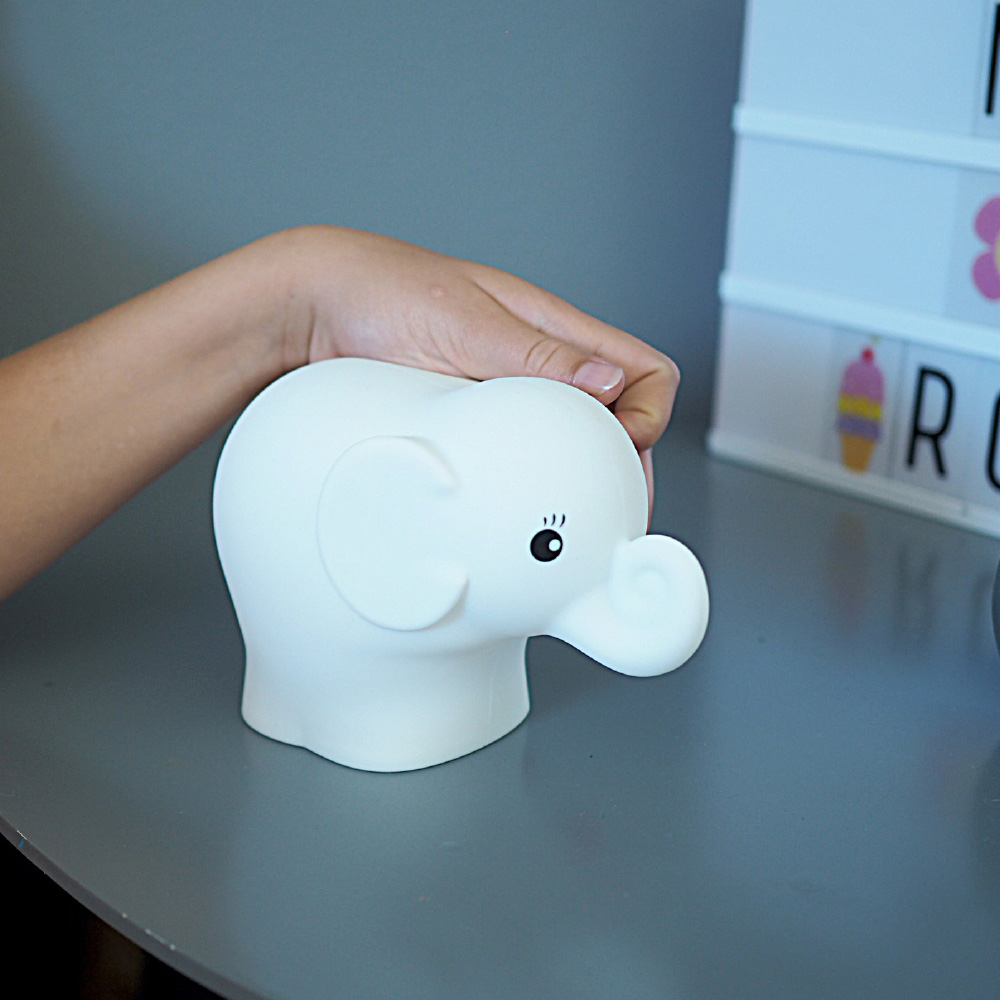 Tiny Tot Molly The Elephant Led natlampe med USB-oplader