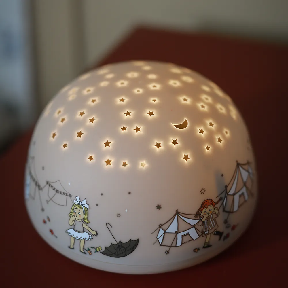 Rätt Start Pippi Langstrømpe Natlampe med stjernehimmel og musik