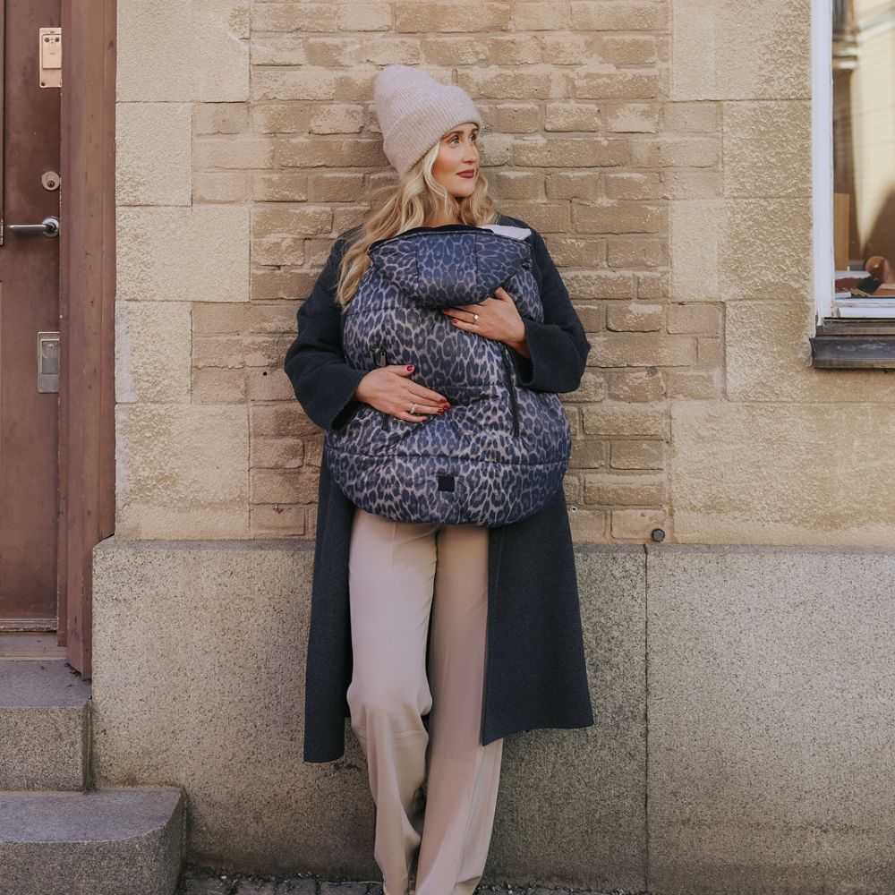 Elodie Details Cozy Cover – overtræk til bæresele og barnevogn, Le Leopard