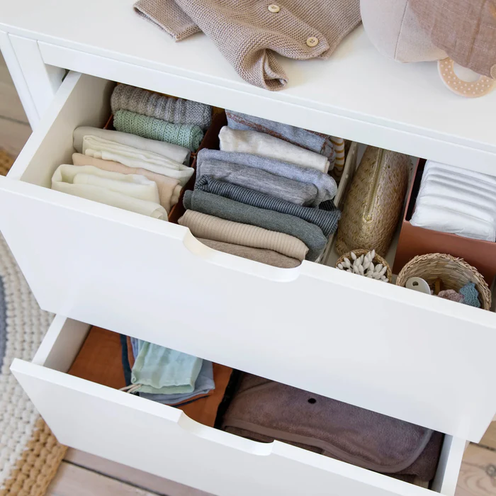 Sebra puslebord med skuffer, White