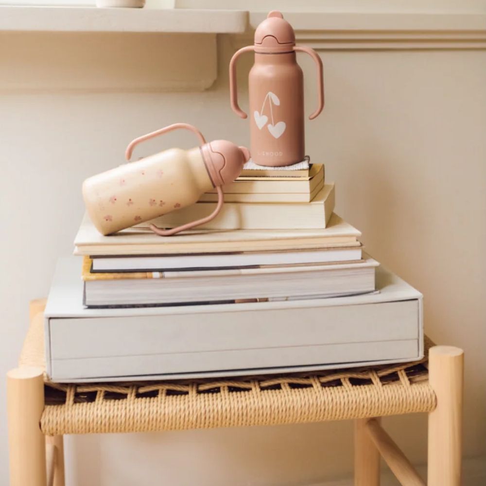 Liewood Kimmie vandflaske 250 ml – Mini Butterfly / Apple Blossom