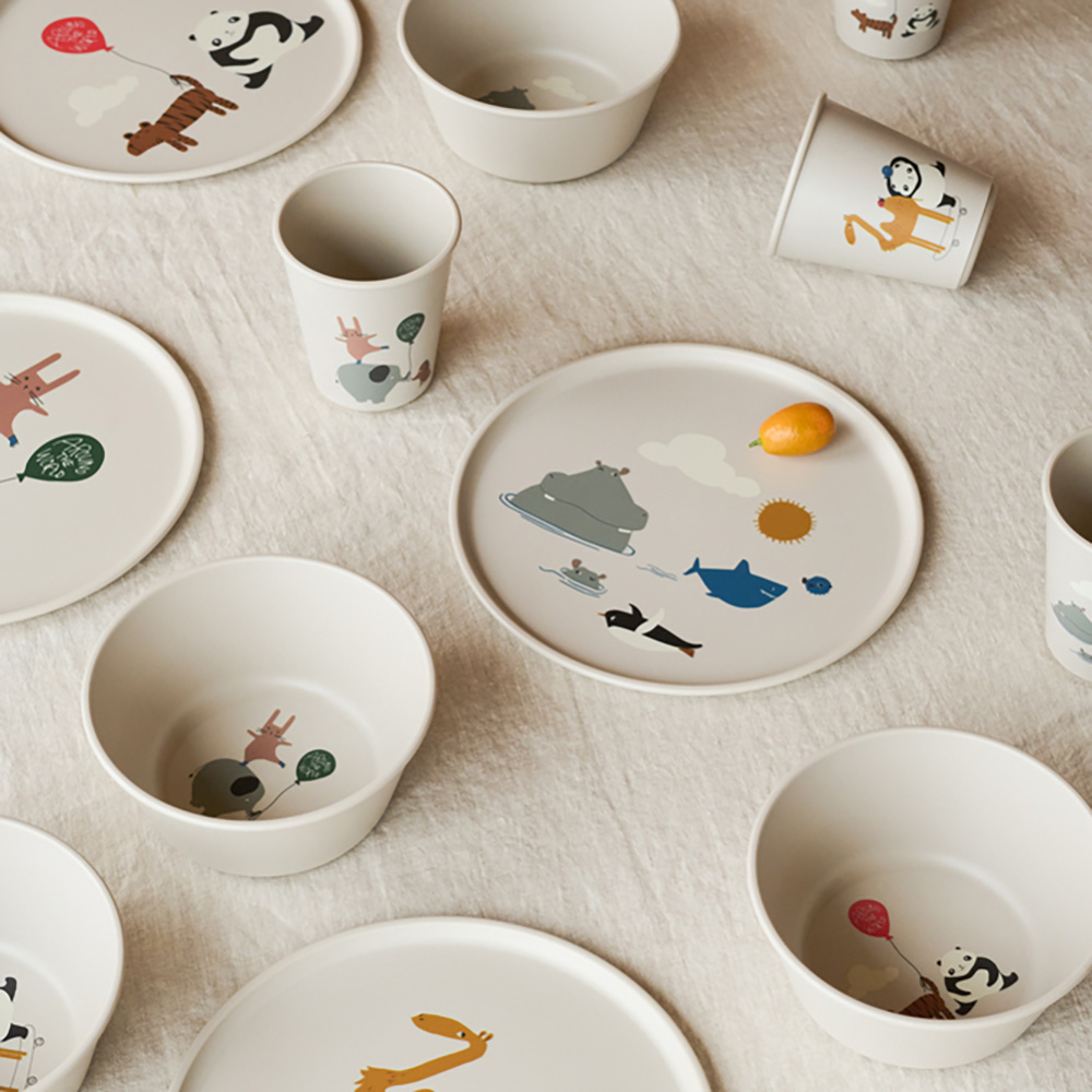 Liewood Vivi Printed Servicesæt Verden Rundt