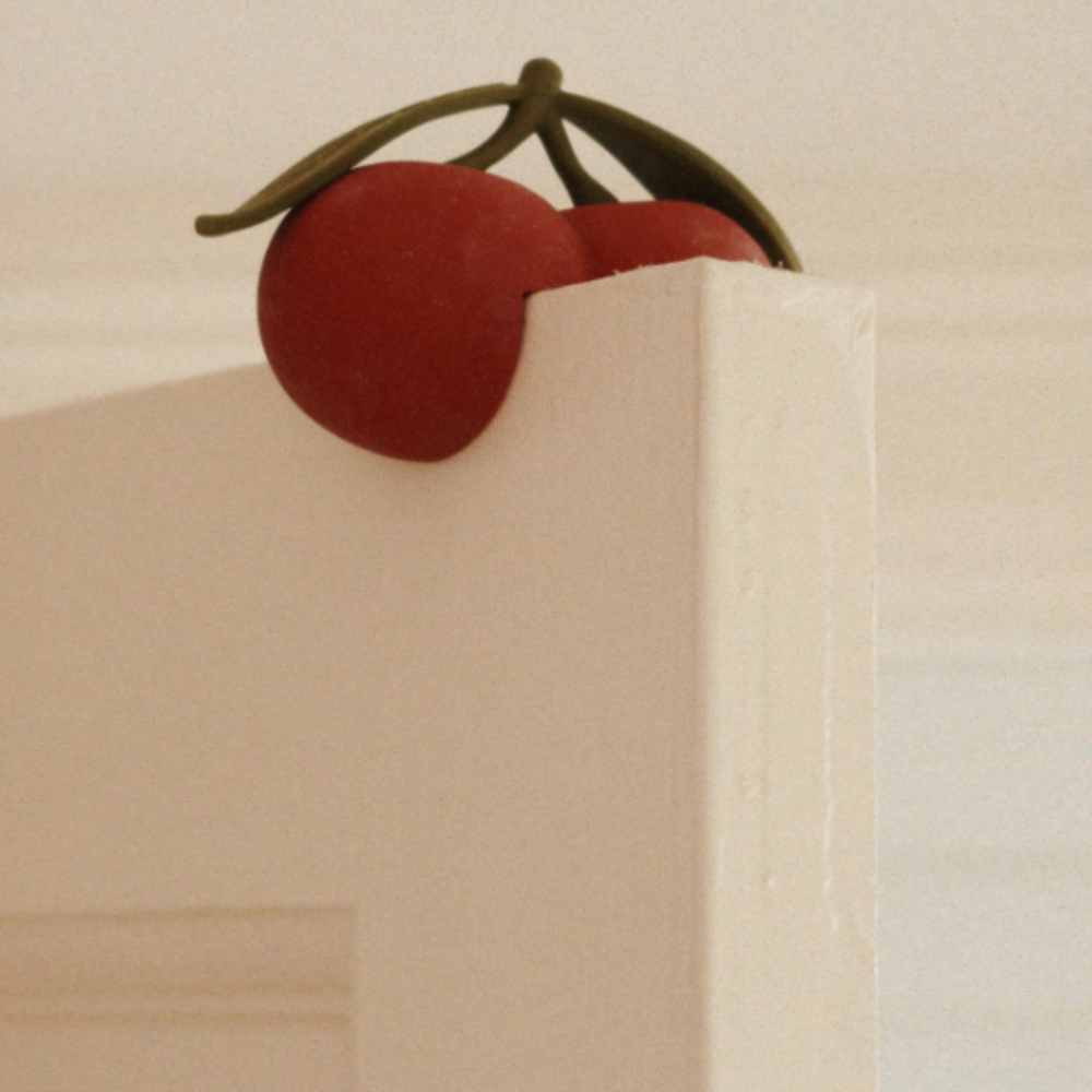 Konges Sløjd Door Stop Cherry Cherry- One Size