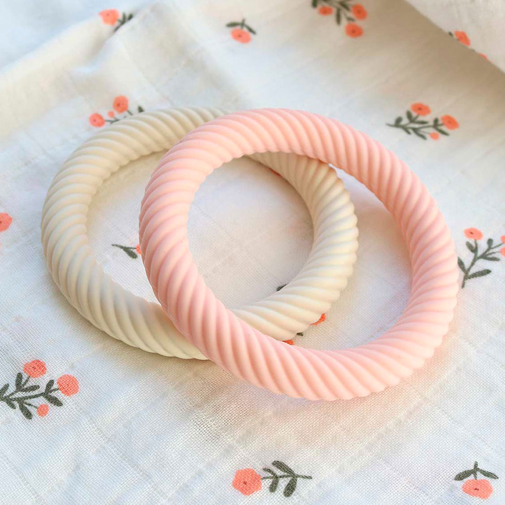 A Little Lovely Company silikonebidering Classic Strawberry Cream