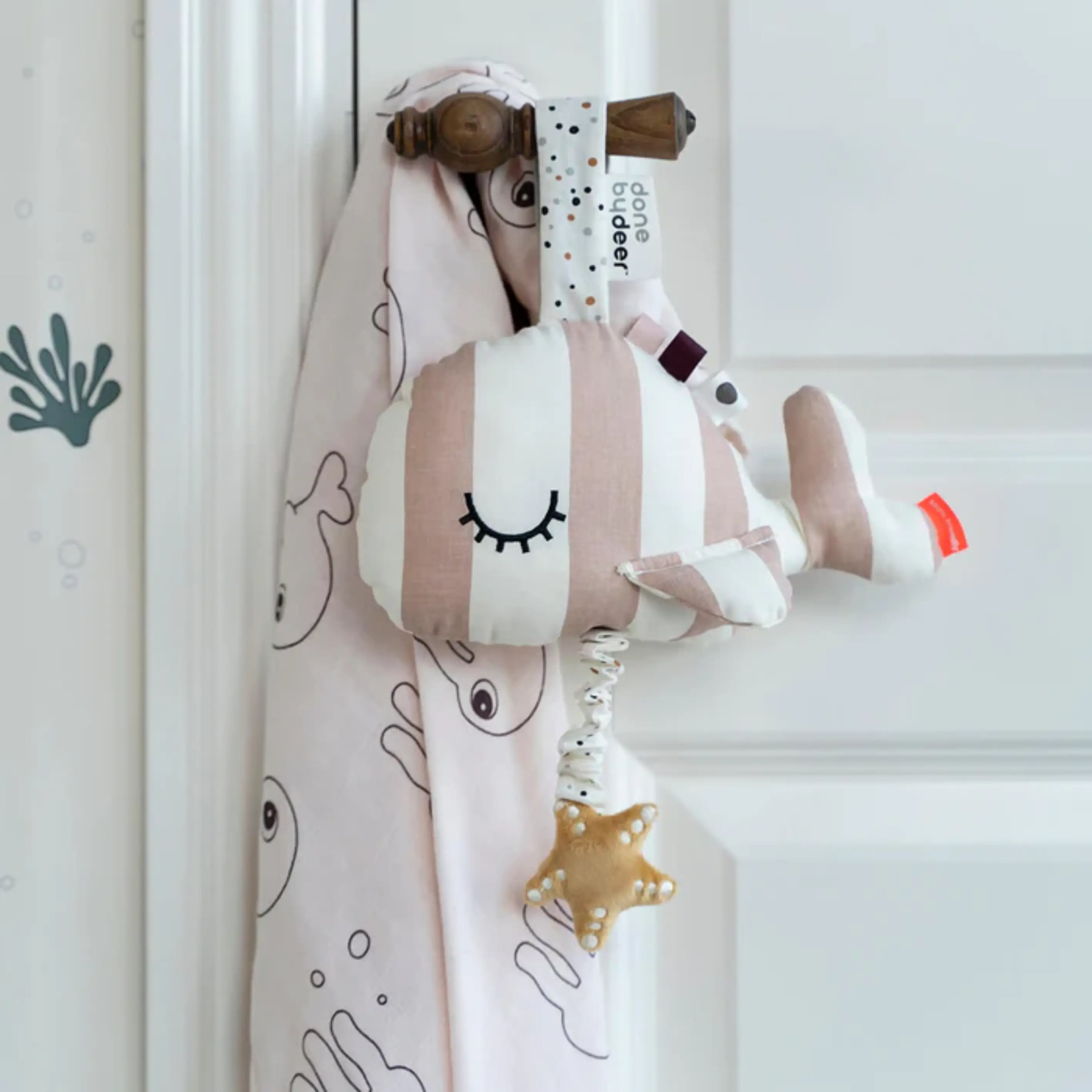 Done by Deer Musiklegetøj Wally Powder