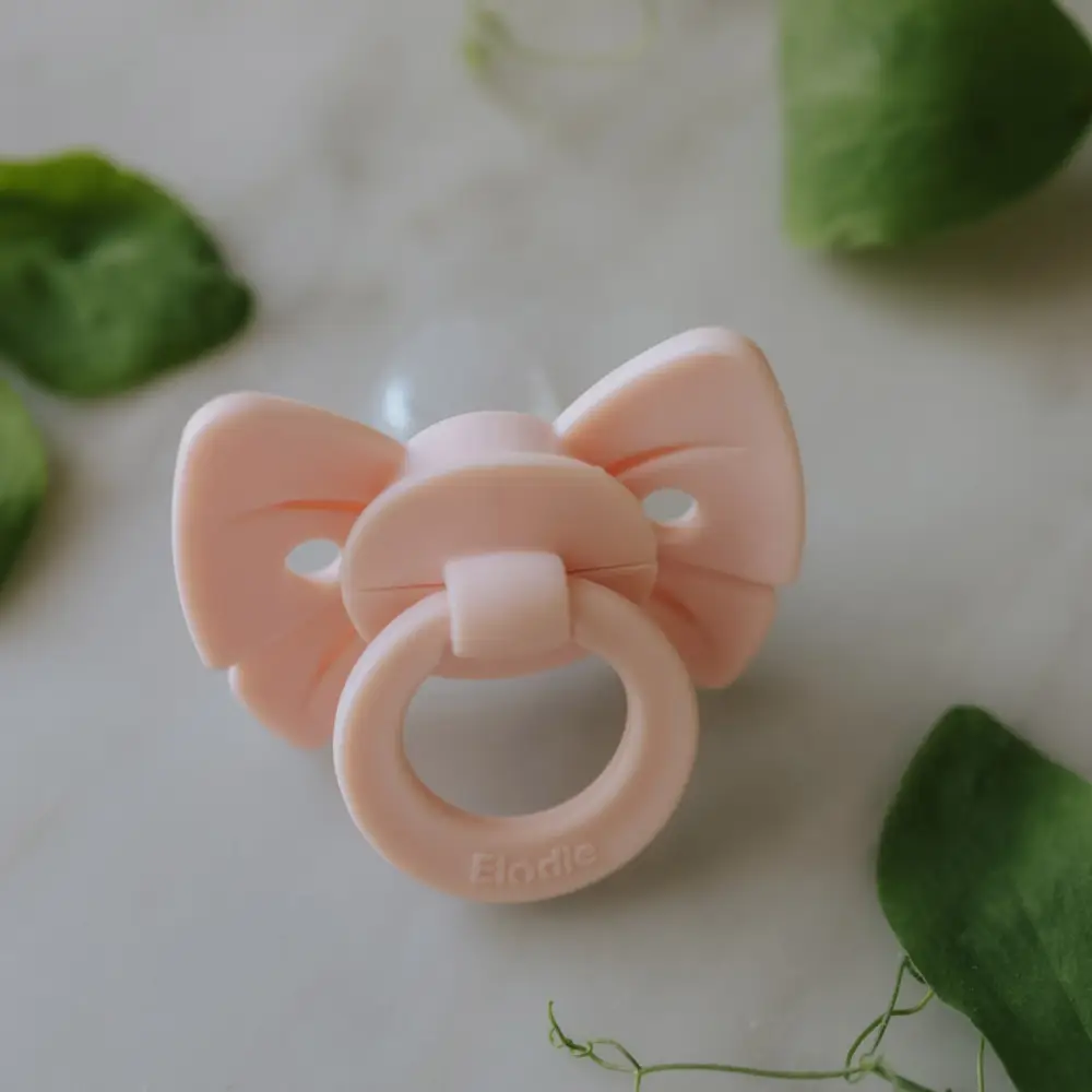 Elodie Binky Bow Sut Mistrød One size