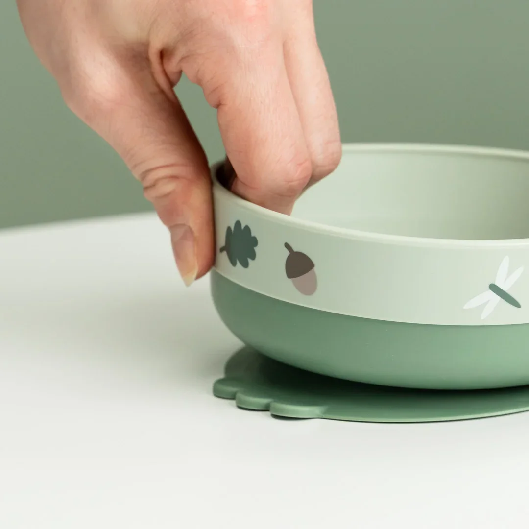 Done by Deer Foodie-spisesæt med 360-graders kop – Tiny Trails Green