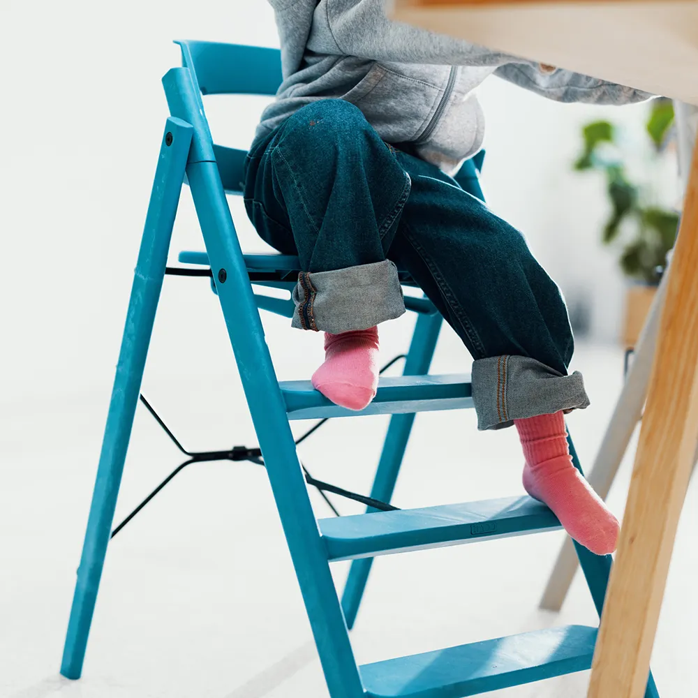 Kaos Klapp Højstol genbrugsplast Swedish Blue