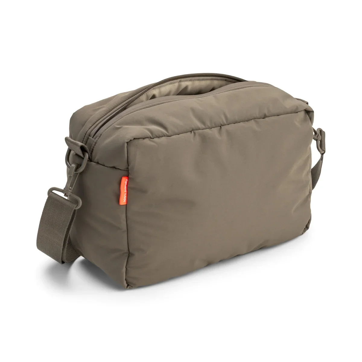 Done by Deer quiltet barnevognstaske taupe