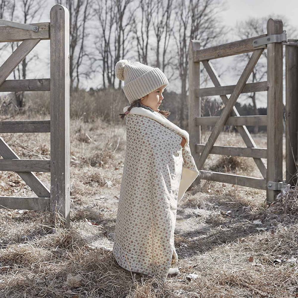 Elodie Pearl Velvet Blanket - Autumn Rose