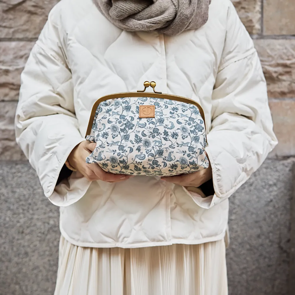 Elodie Zip&Go Toilettaske Garden Leo Toile
