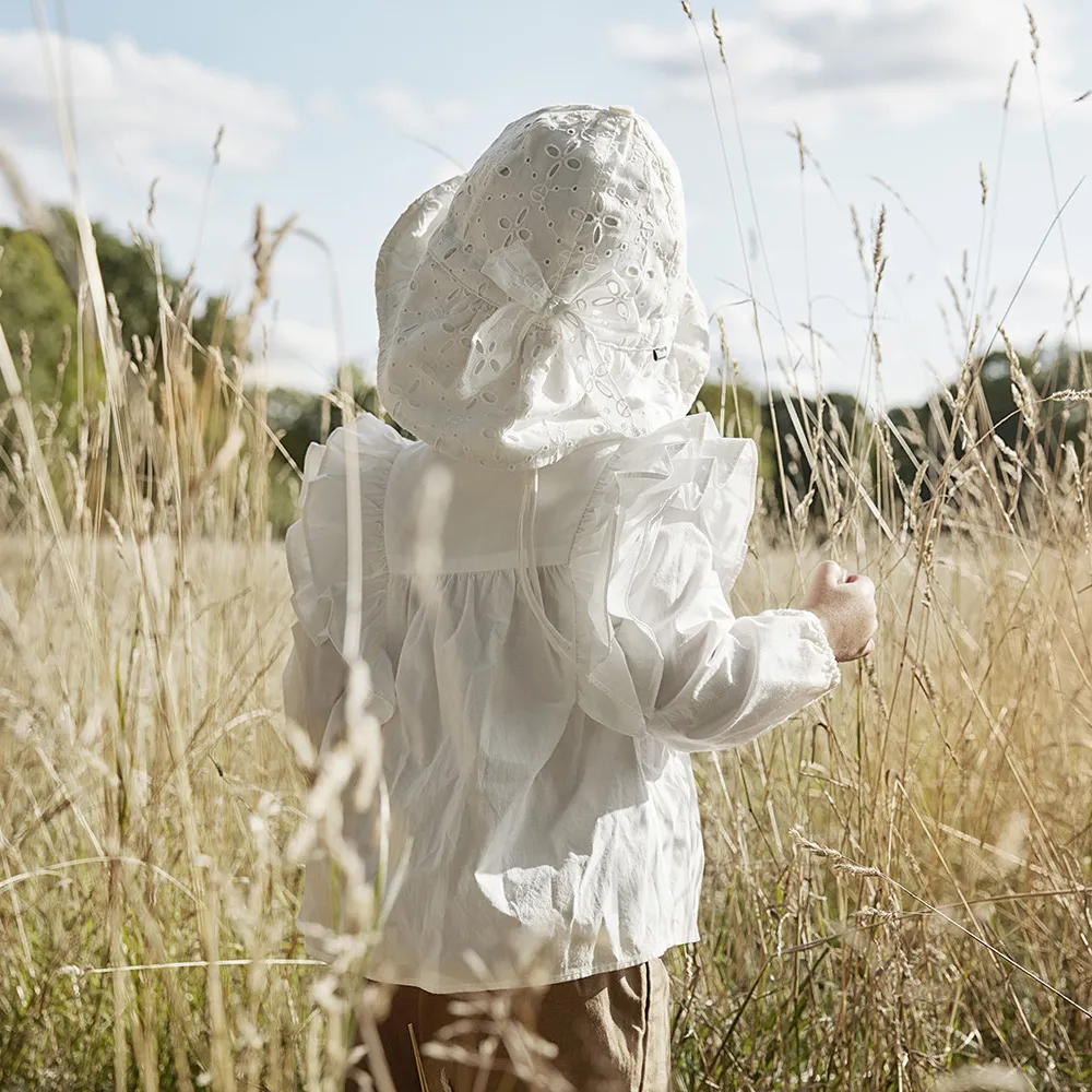 Elodie solhjelm Embroidery Anglaise 2-3 years